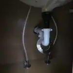 p trap uner sink leaking