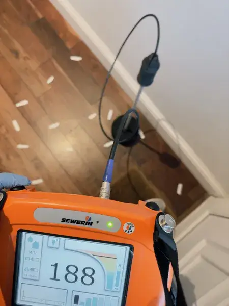 Ultrasonic leak detection testing on a plumbing system